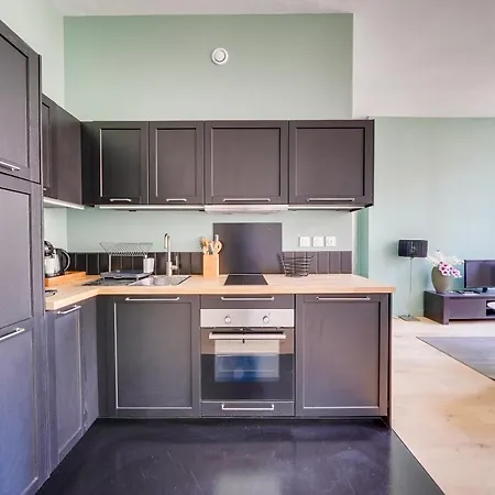 Apartment For 2 In Historical Center